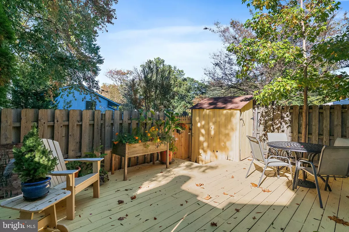 Annapolis, MD 21403,8 ROCKWELL CT