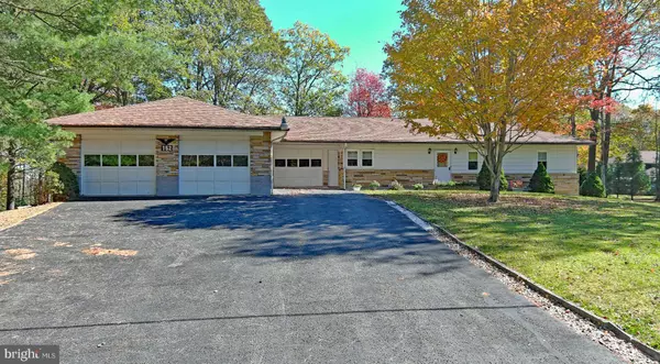 162 AVILTON RD, Lonaconing, MD 21539