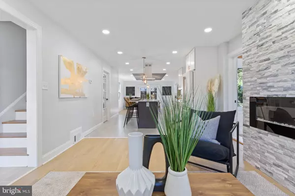 Silver Spring, MD 20910,617 GREENBRIER DR