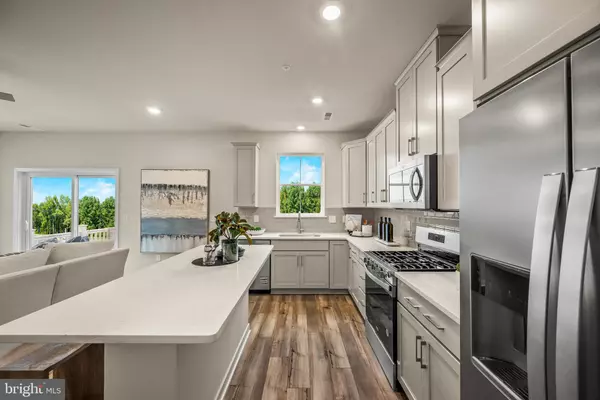 Phoenixville, PA 19460,735 PLATINUM DR