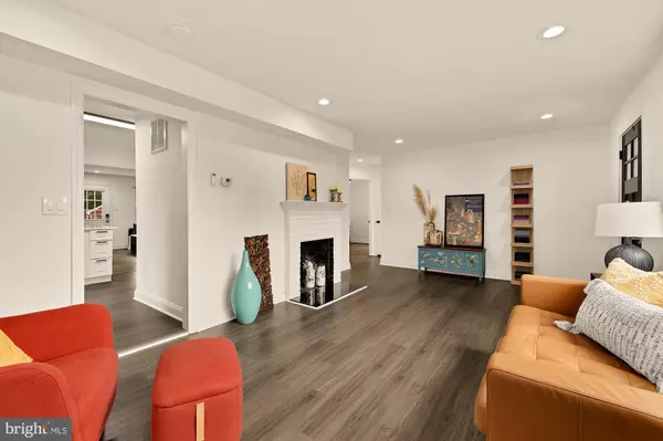 Falls Church, VA 22042,6728 BARRETT RD