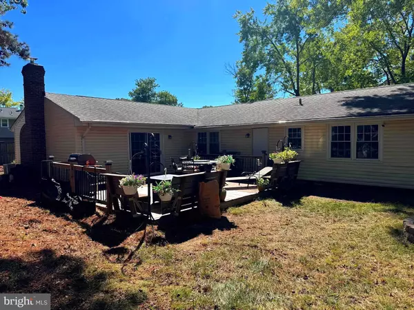 Waldorf, MD 20601,1325 HARWICH DR