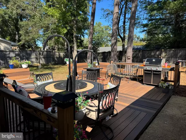 Waldorf, MD 20601,1325 HARWICH DR