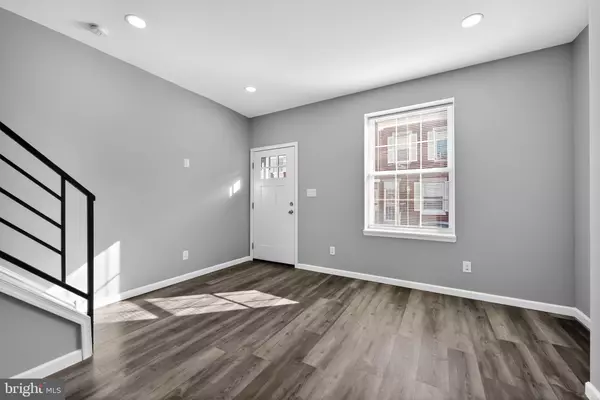 Philadelphia, PA 19140,4516 N MOLE ST