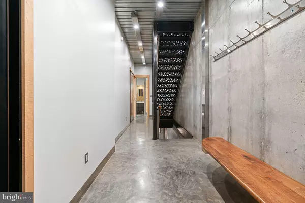 Philadelphia, PA 19146,2236 ALTER ST