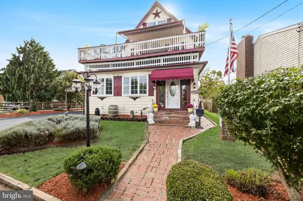 Westville, NJ 08093,512 RIVER DR