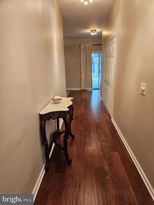 Delran, NJ 08075,16 E WEATHERLY RD