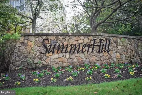 Delran, NJ 08075,16 E WEATHERLY RD