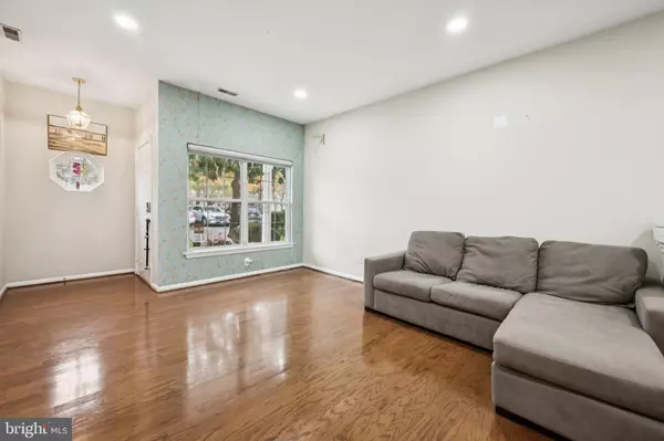 Mount Laurel, NJ 08054,8006 NORMANDY DR