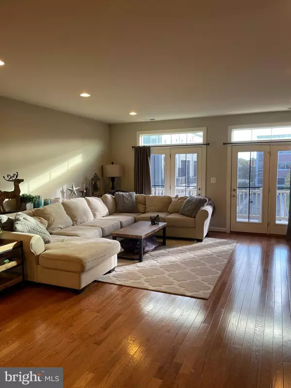 Ashburn, VA 20147,20706 DUXBURY TER