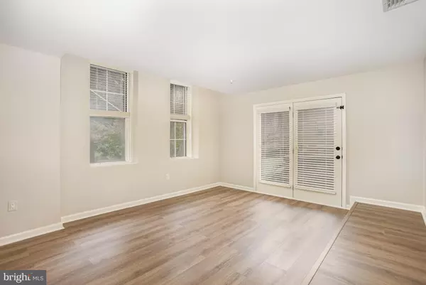 Lancaster, PA 17603,917 COLUMBIA AVE #217