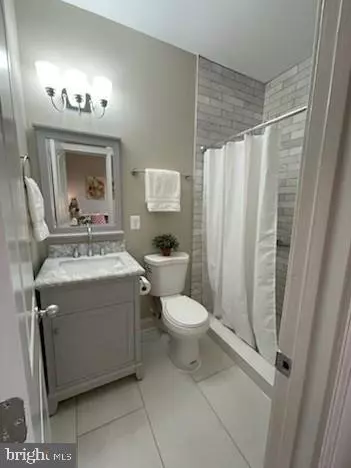 Washington, DC 20002,325 14TH PL NE