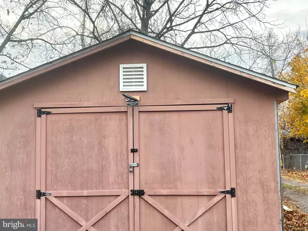 Millville, NJ 08332,302 W MAIN ST