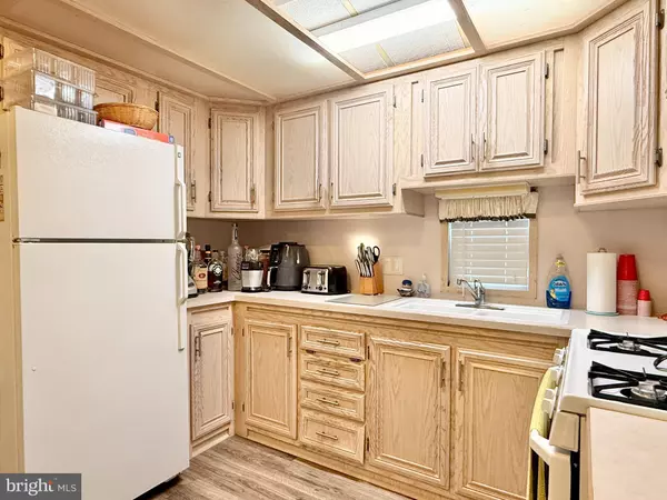 Dennisville, NJ 08214,282 LONGPORT AVE