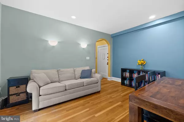 Washington, DC 20008,5112 CONNECTICUT AVE NW #205