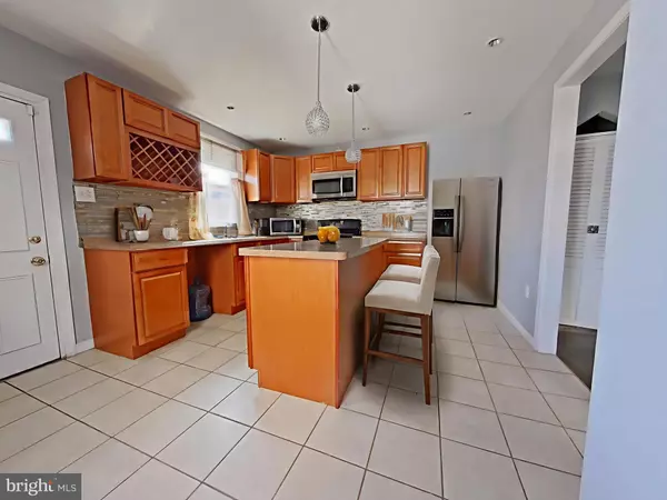 Lansdowne, PA 19050,921 SERRILL AVE