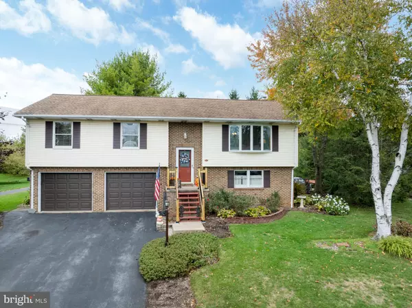 301 GOLDFINCH DR,  State College,  PA 16801