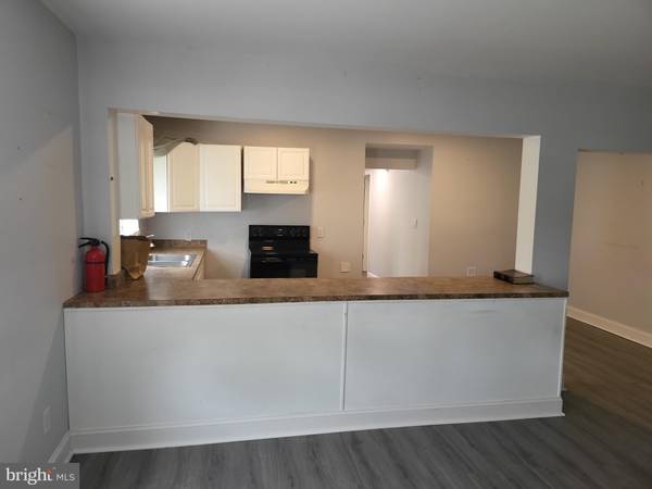 Millville, NJ 08332,17 W FOUNDRY ST W