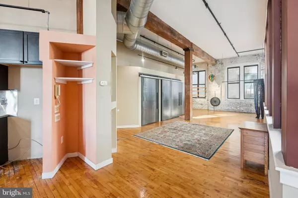 Philadelphia, PA 19123,428 N 13TH ST #4A