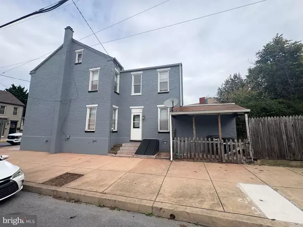 Columbia, PA 17512,300 PERRY ST