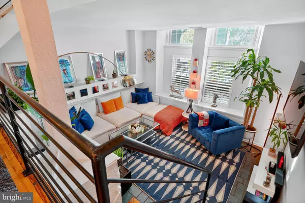 Philadelphia, PA 19147,915-25 BAINBRIDGE ST #102