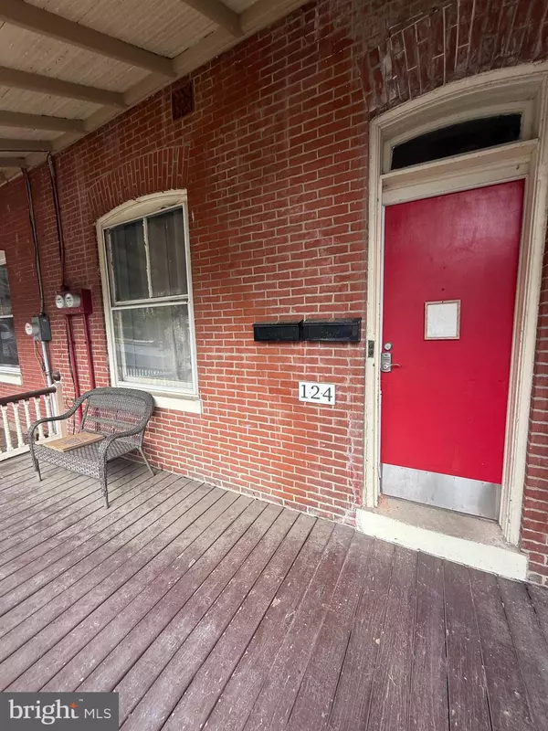 Woodbury, NJ 08096,124 HUNTER ST