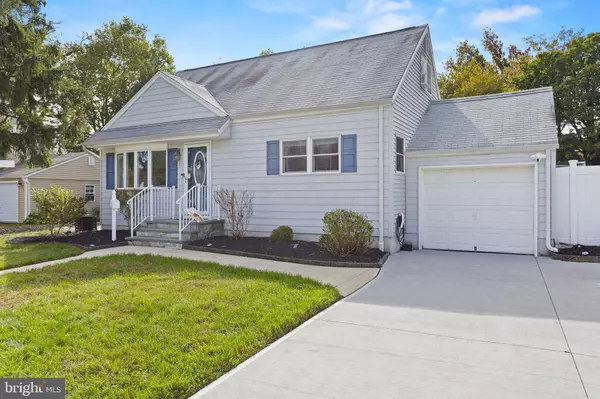 Hamilton, NJ 08690,3 VILLAGE CT