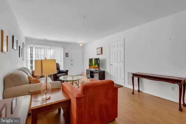 Annapolis, MD 21401,2664 COMPASS DR