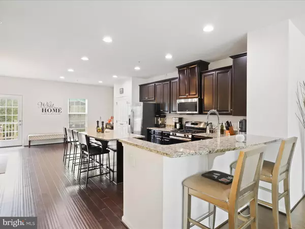 Capitol Heights, MD 20743,908 EVERS AVE