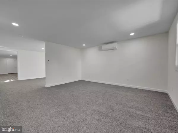 Tamaqua, PA 18252,21 MARKET ST