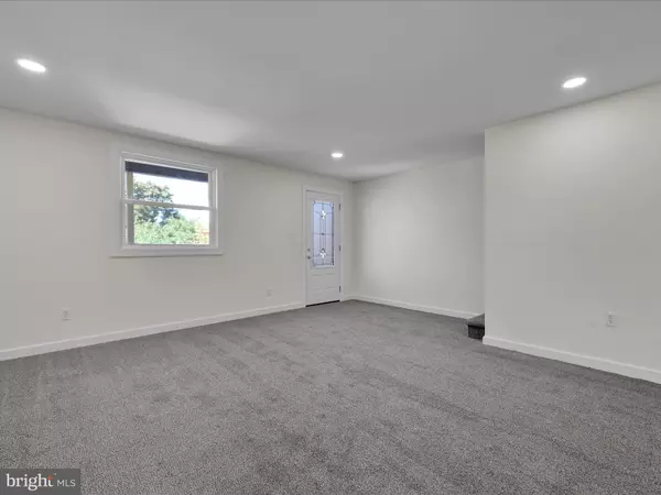 Tamaqua, PA 18252,21 MARKET ST