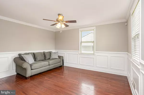 Essex, MD 21221,348 POPLAR