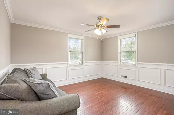 Essex, MD 21221,348 POPLAR