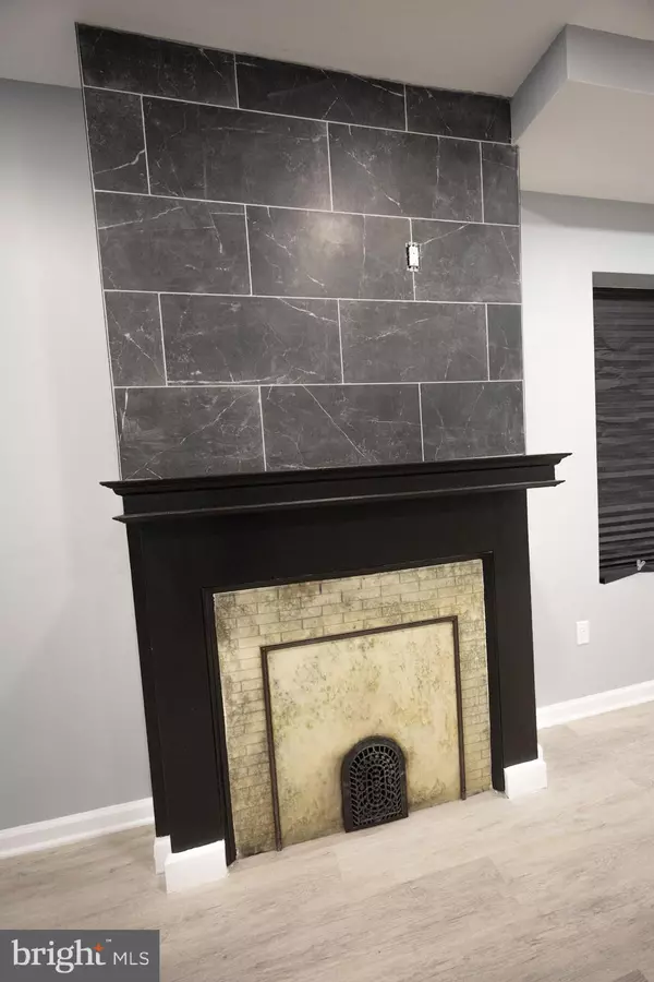 Philadelphia, PA 19144,6124 LENSEN ST