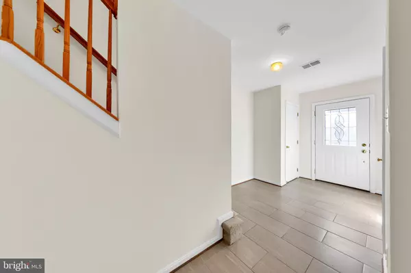 Chantilly, VA 20151,4627 DEERWATCH DR