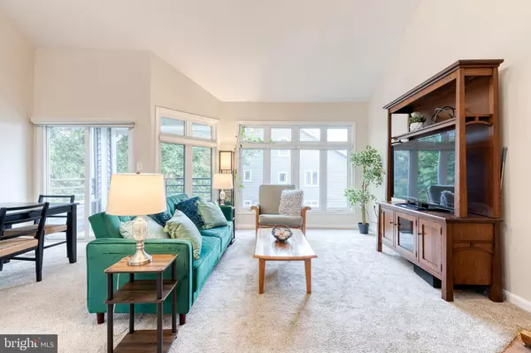 Annapolis, MD 21403,1115 LAKE HERON DR #3B