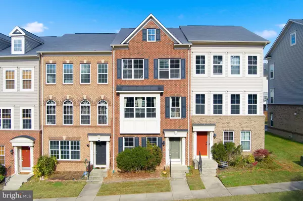 9006 PHITA LN, Manassas Park, VA 20111