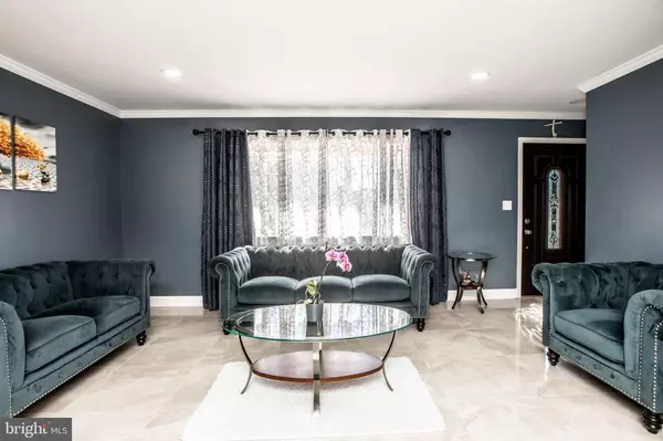 Trenton, NJ 08638,56 SHELBURNE DR