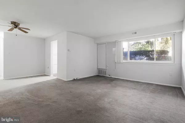 Beltsville, MD 20705,11370 CHERRY HILL RD #1P104