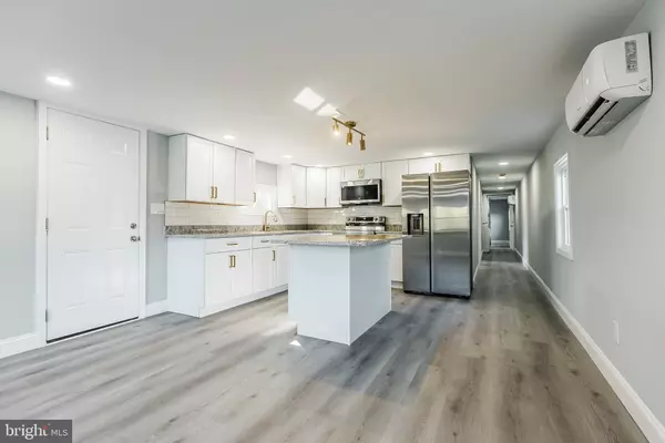 Delaware City, DE 19706,115-TRLR FIFTH ST