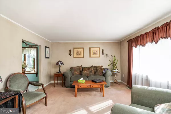 Mount Holly, NJ 08060,10 WINDING WAY