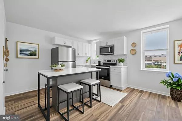 Philadelphia, PA 19142,6123 GLENMORE AVE