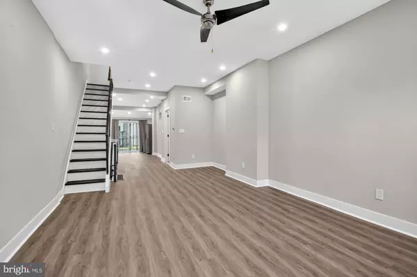 Philadelphia, PA 19125,2467 AMBER ST