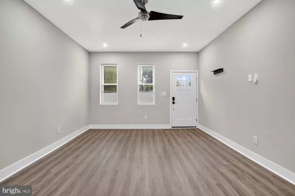 Philadelphia, PA 19125,2467 AMBER ST