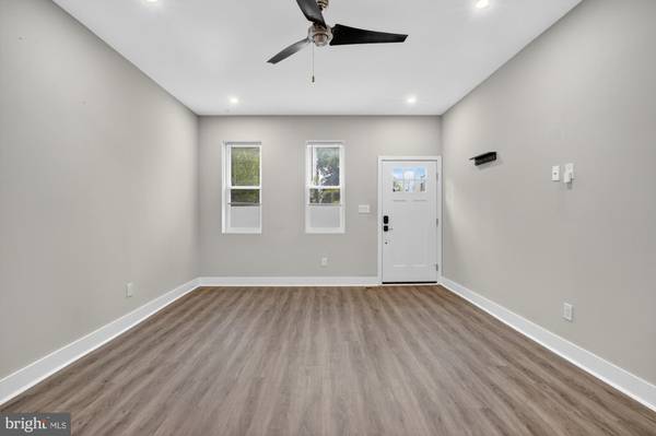 Philadelphia, PA 19125,2467 AMBER ST