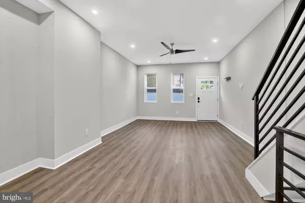 Philadelphia, PA 19125,2467 AMBER ST