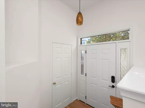 Waldorf, MD 20603,9954 MORRISTOWN PL