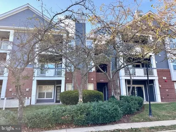 20301 BEECHWOOD TER #100, Ashburn, VA 20147