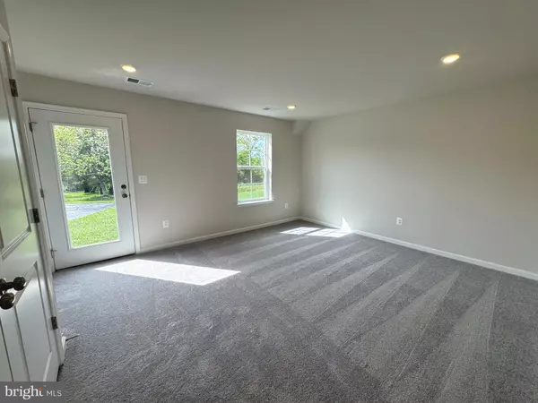 Inwood, WV 25428,57 GRAY SILVER RD