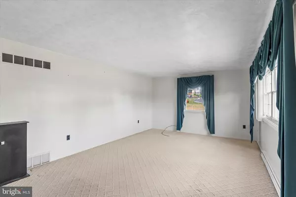 York, PA 17406,1777 SAN GABRIEL DR